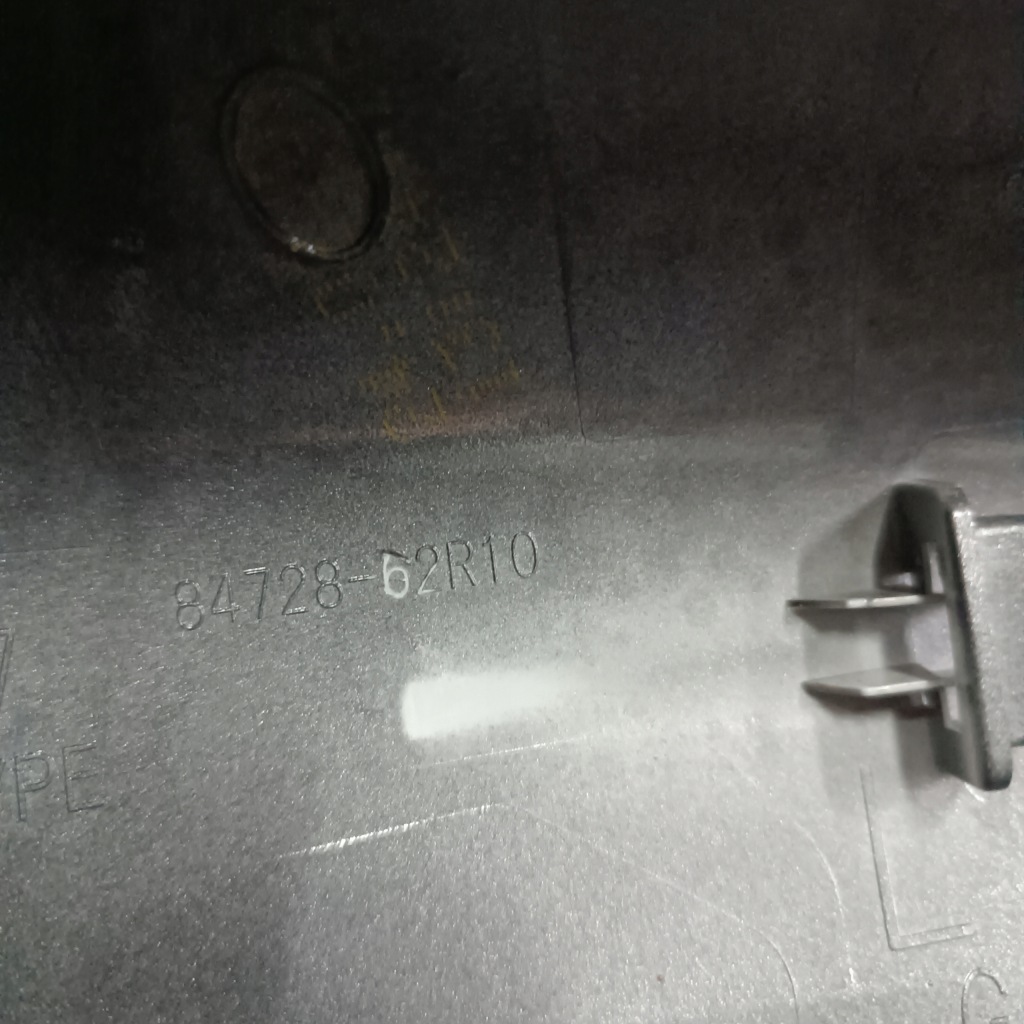 Корпус дзеркало ліва suzuki ignis iii 84728-62r10 Недорого