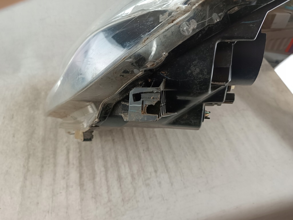 фото №13, Лампа левая ксенон mitsubishi l200 2015-2019 - europa