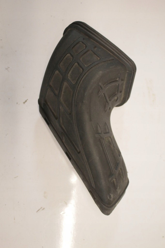 фото №1, Повітрозабірник повітря audi a5 a4 b8