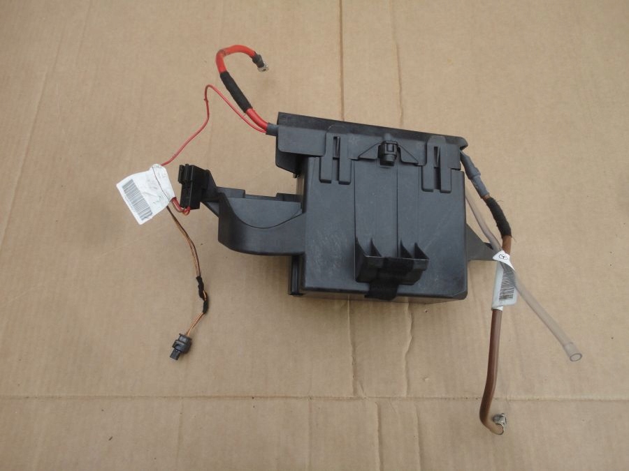 фото №1, Mercedes b w246 корпус акумулятор модуль