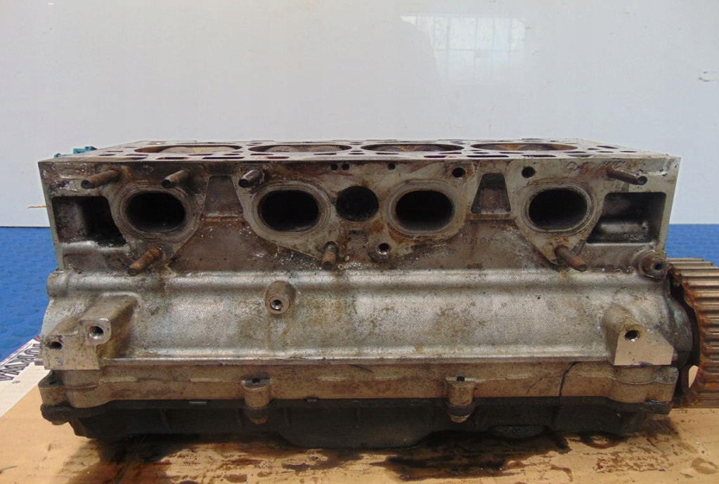 фото №12, Peugeot 407 1.6 16v головка двигателя 9636076010