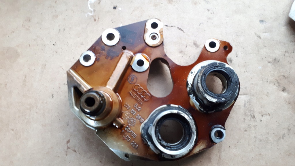 фото №9, A6 c6 привод распределительного вала насоса 4.2 fsi s4 b7 b6