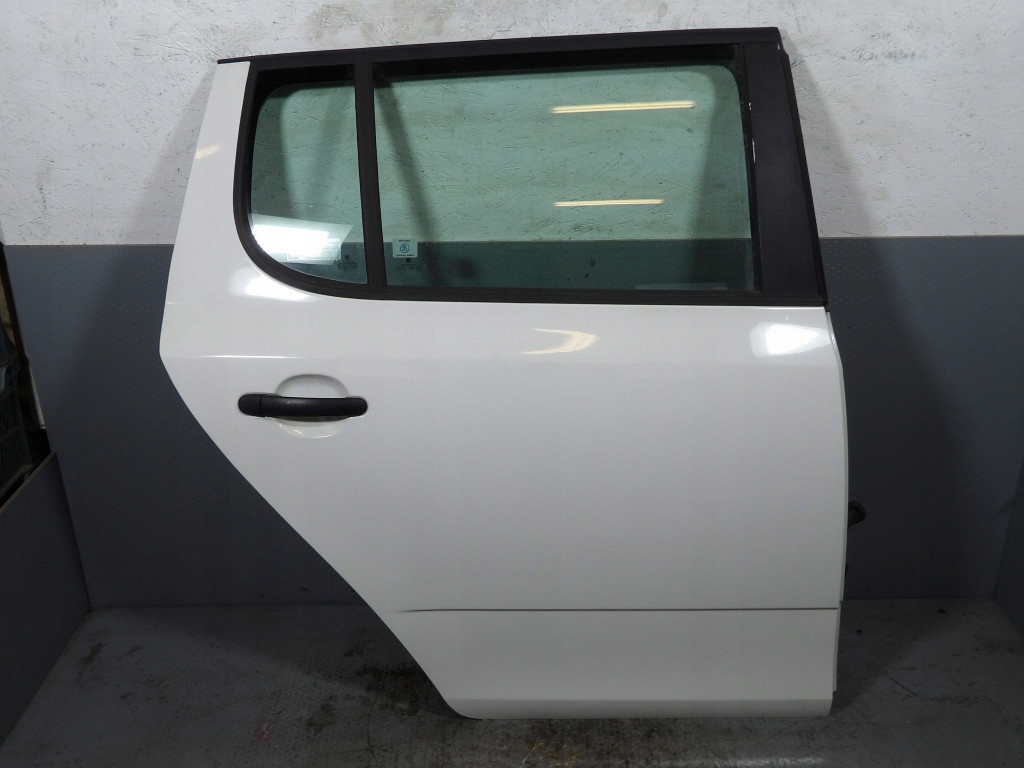 фото №1, Skoda fabia ii 2 lift хетчбек двері задня праве lf9e