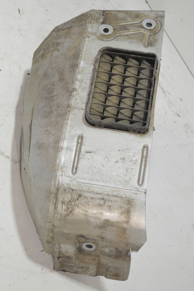 Кишеня ліва ніша багажника mercedes w140 s klasa без  іржа в Україні