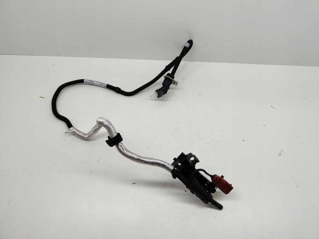 Купити Шланг електропроводка adblue vw caddy v 5r3131984d