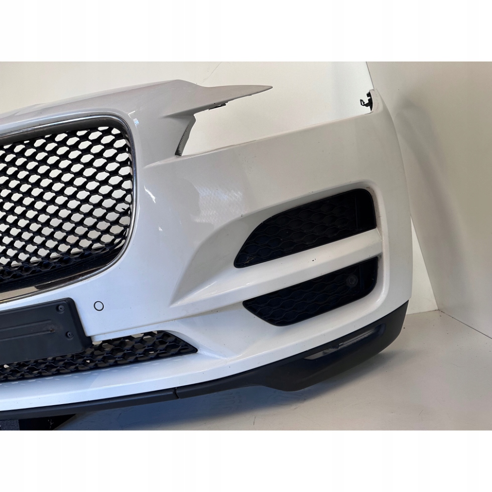 фото №11, Jaguar f-pace x761 бампер перед передний