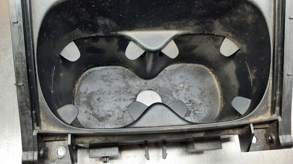 фото №10, Кронштейн na кружки 39997587 volvo s80 ii xc70 ii v70 iii