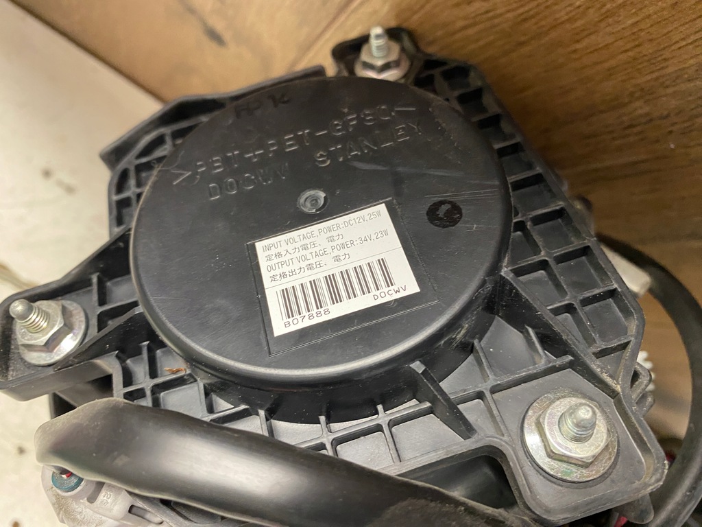 фото №11, Mitsubishi i-miev лампа лівий перед