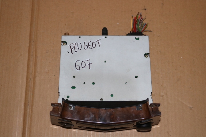 фото №2, Peugeot 607 панель середній рамка drewno dekor радіо clarion pu1661b