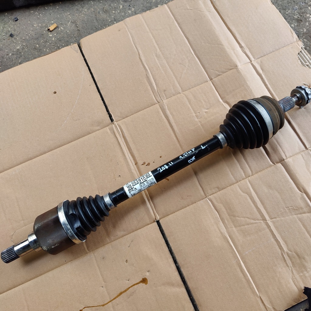 фото №1, Peugeot 208 ii приводной вал левая 9825391080