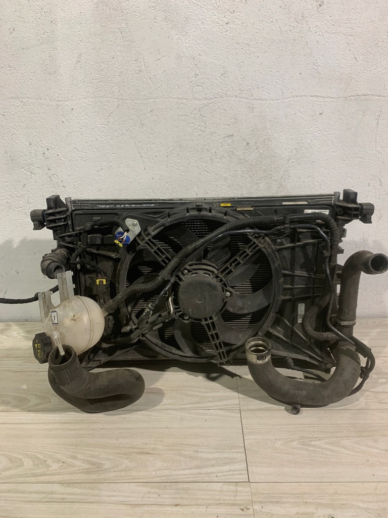 фото №1, Комплект радиатор jeep renegade 1,4 tb 1,3 1,6 crd