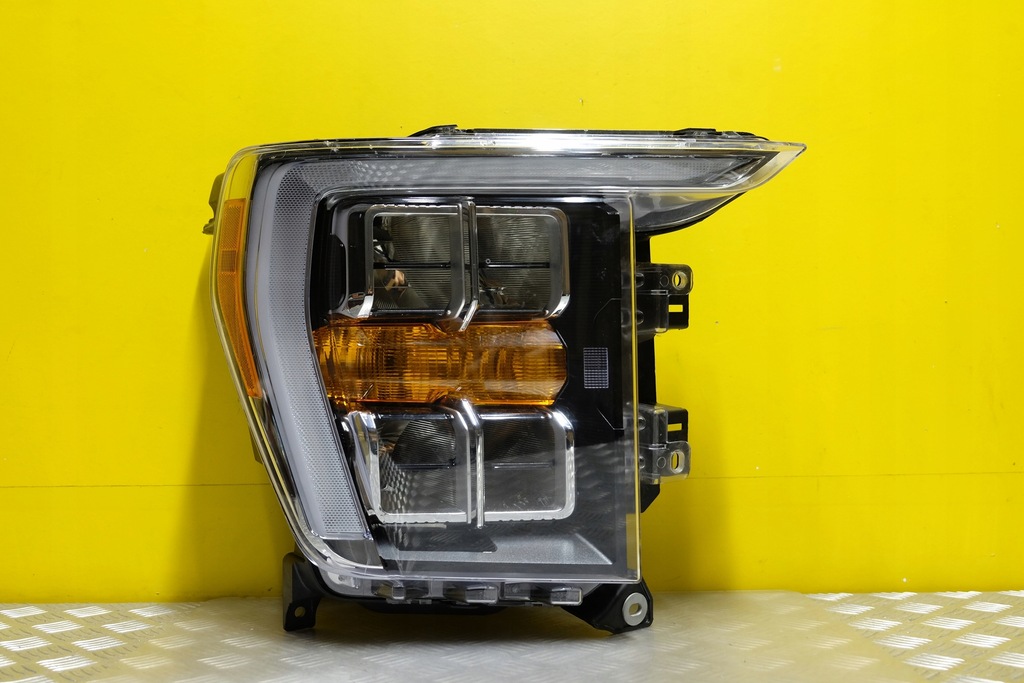 фото №1, Ford f f150 2021- фара лампа mid led r usa