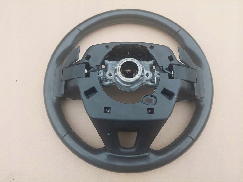 фото №6, Toyota corolla e21 2021r воздуховод кожа лепестки переключения