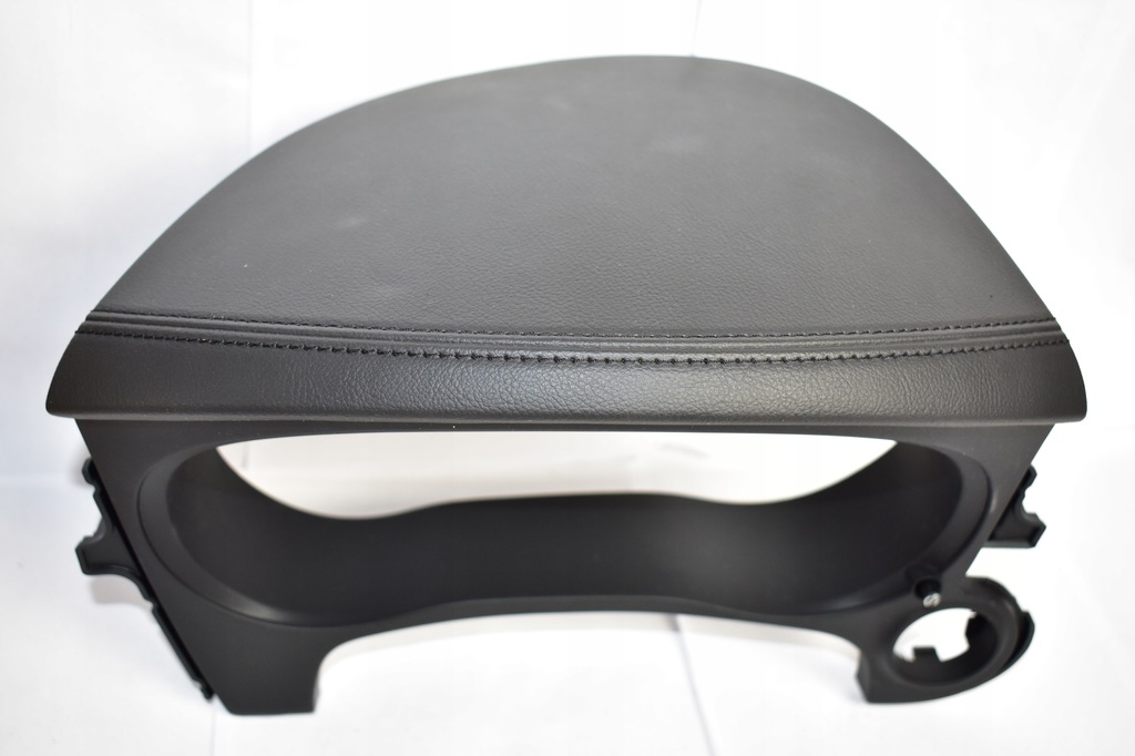 фото №1, Рамка спидометра mitsubishi оригинальный номер 8060a168