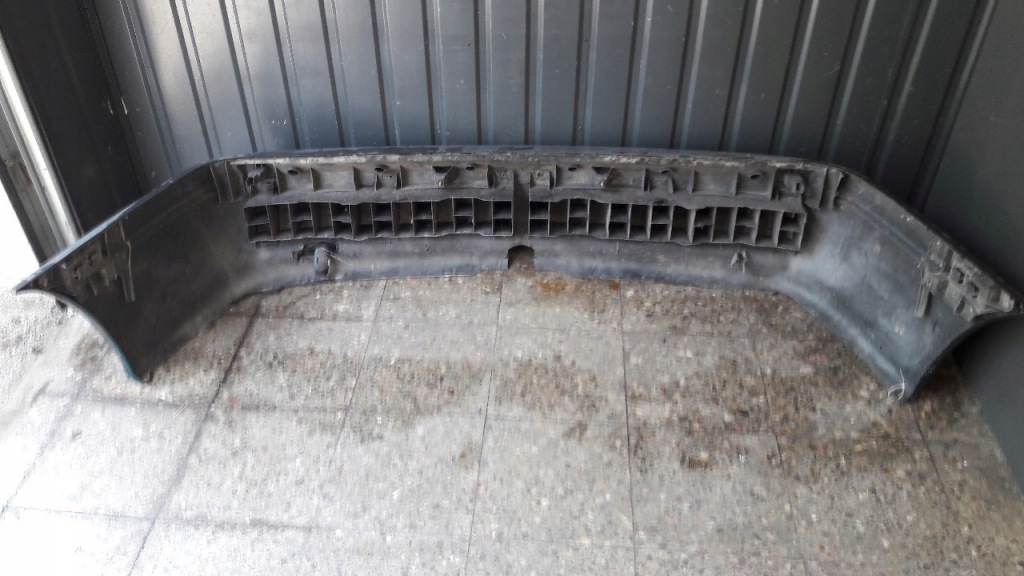 фото №10, 7700818723 бампер задняя renault laguna i