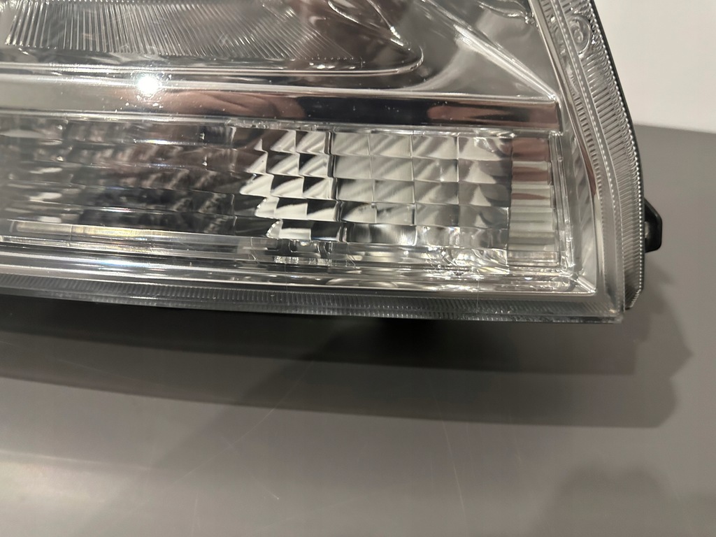 фото №7, Suzuki grand vitara ii лампа правая europa идеальное состояние