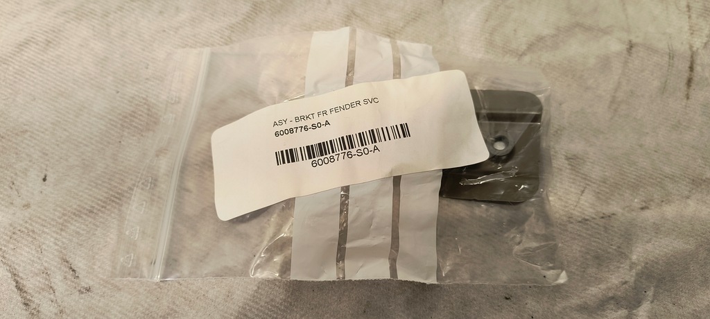 фото №1, Кронштейн пластина крила tesla model s