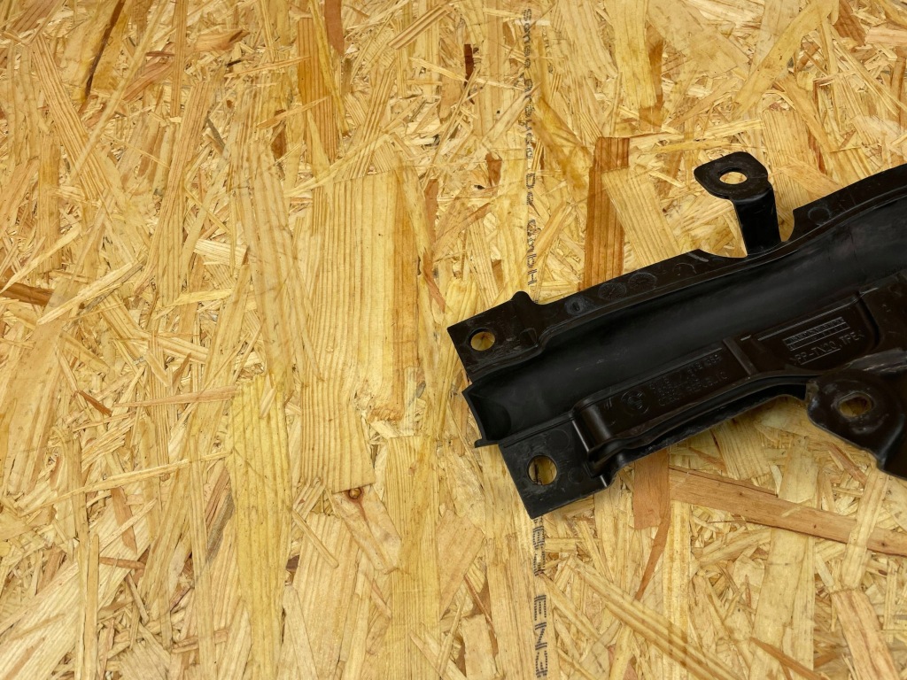 фото №8, Прокладка защита амортизатора капот правая bmw 3 g20 g21 7419384