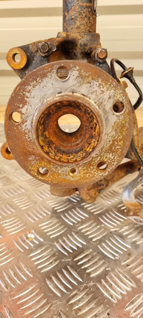 фото №8, Bmw x3 f25 x4 f26 поворотный кулак амортизатор правый правое перед 6855954 6796418