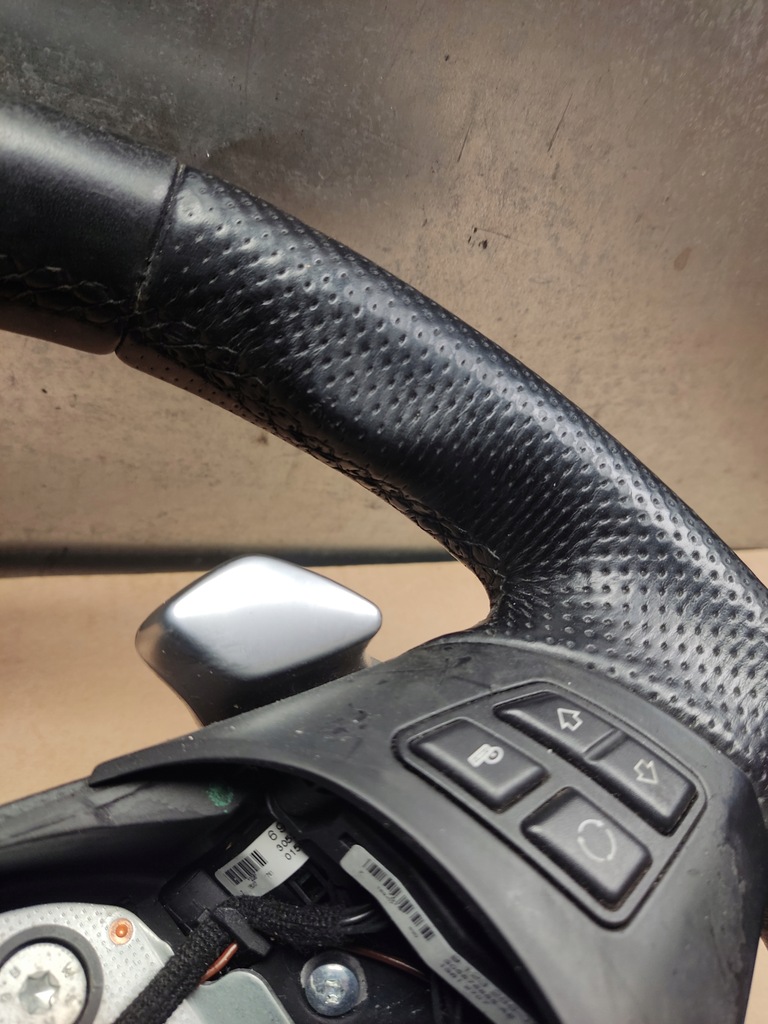 фото №13, Bmw e93 e92 e90 повітропровід m-pakiet пелюстки перемикання шкіра