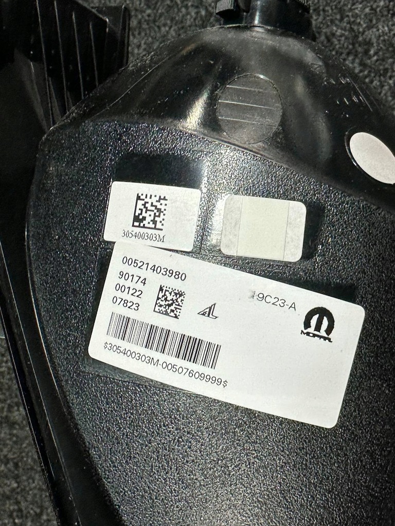 фото №6, Fiat 500 500e поворотник правий перед 00521403980 новий