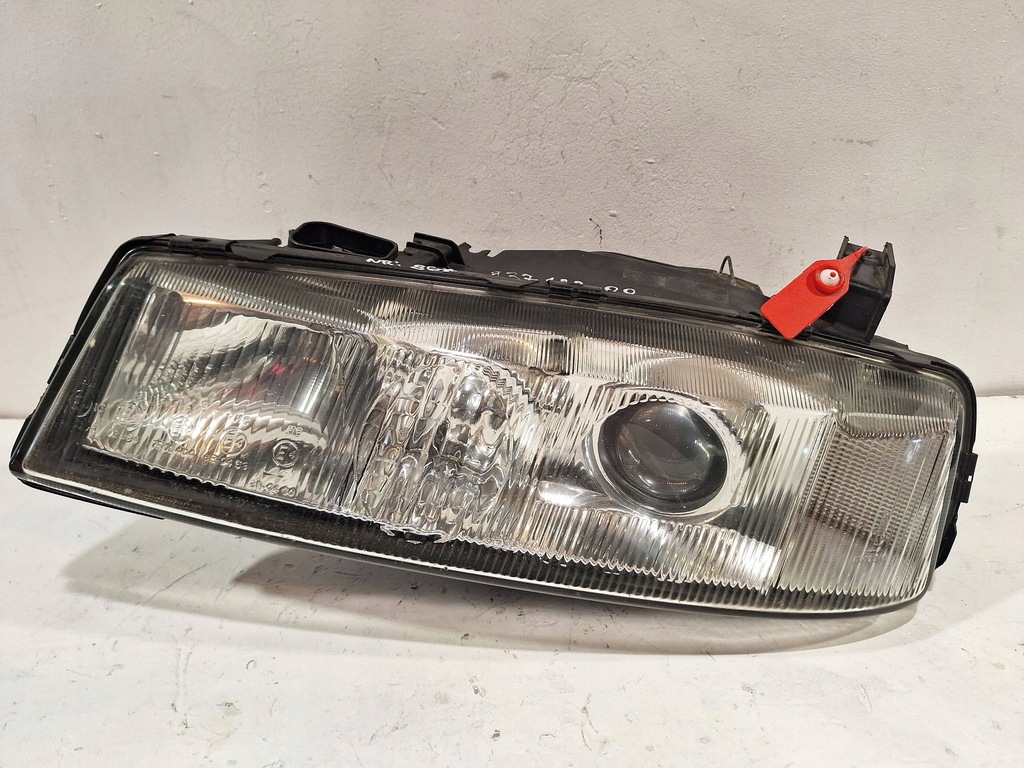 фото №1, Лампа перед левая opel calibra 89-