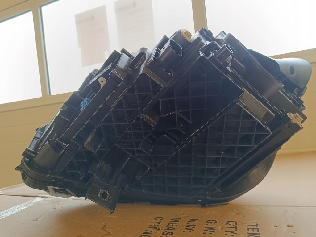 фото №14, Mercedes b klasa w247 - лампа передня права multibeam led