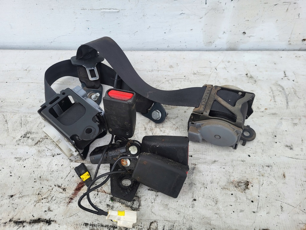 фото №12, Сиденья заднее сиденье обшивки ремни kpl citroen c4 ii b7