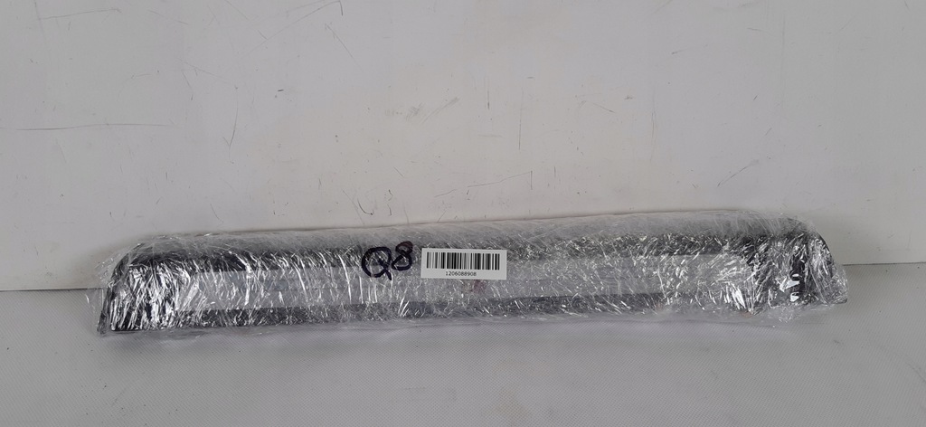 фото №11, Audi q8 накладки накладки пороговые 4m8.947.406, 4m0.947.418