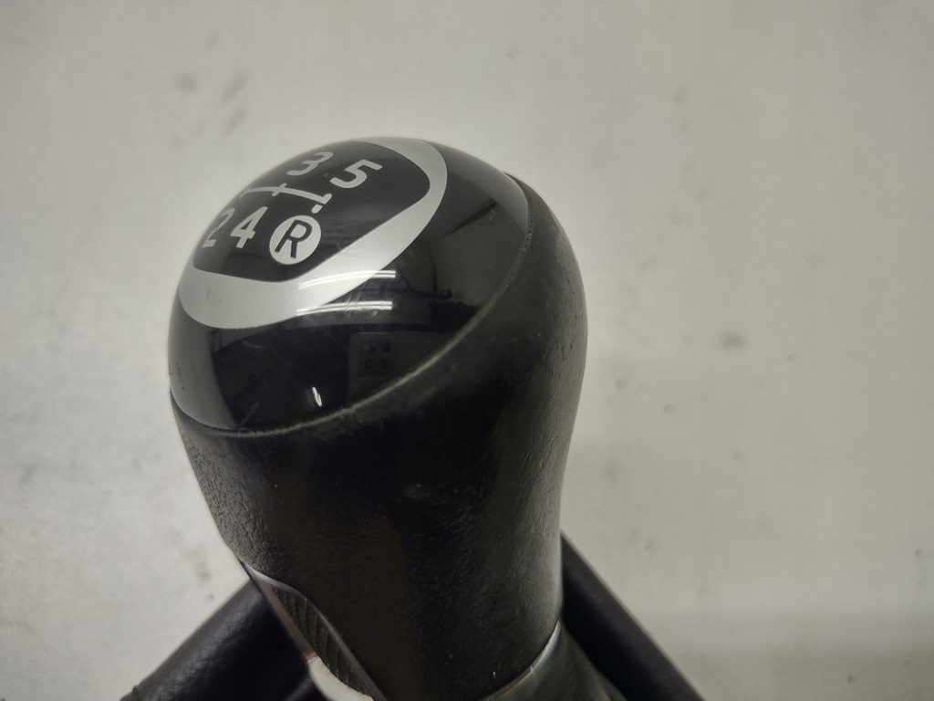 фото №12, Ручка чохол 1s0711113e vw up 1s seat mii skoda citigo 5-biegów оригінал