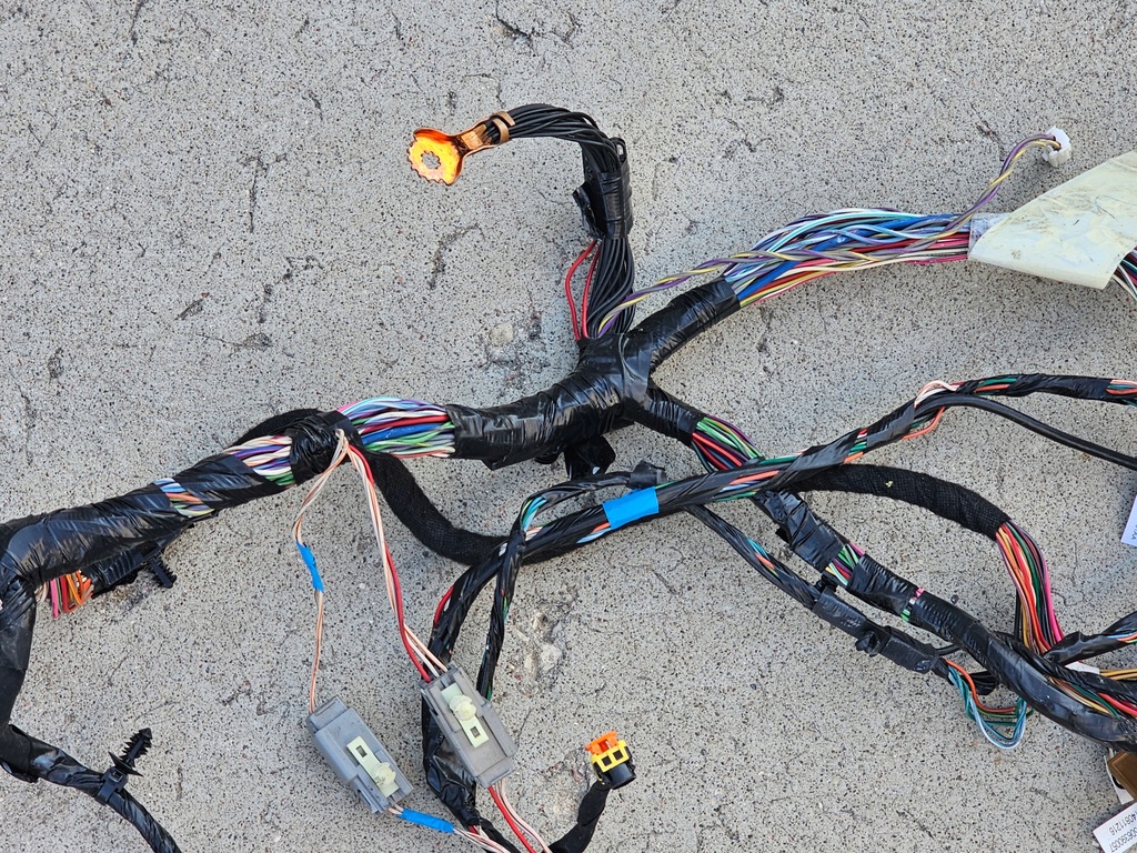 фото №9, Town & country v 10- 20 джгут панелі приладової панелі 68160419ad usa