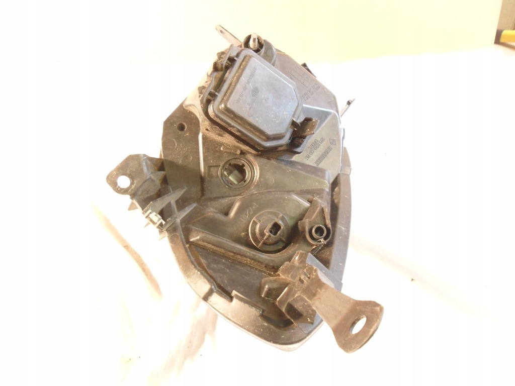 фото №13, Renault twingo ii лампа правая перед 271528-00re