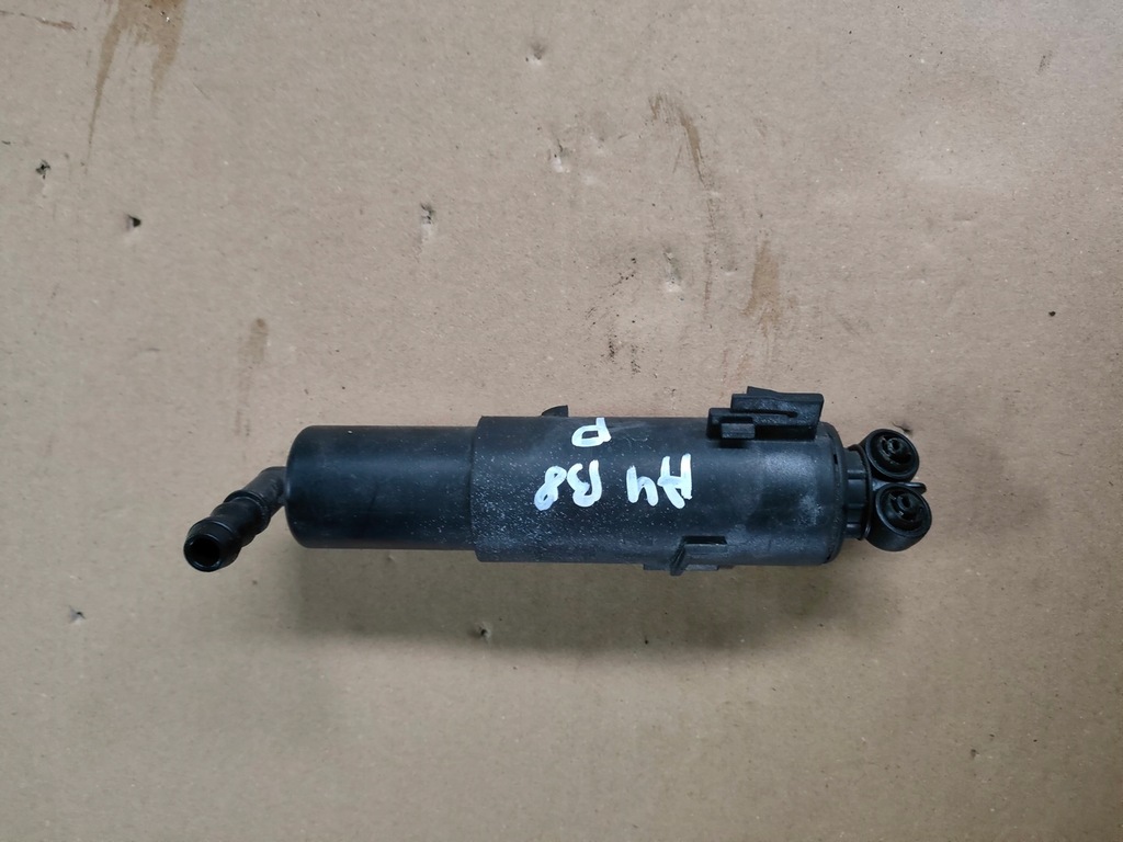 фото №1, Audi a4 b8 омыватель правый