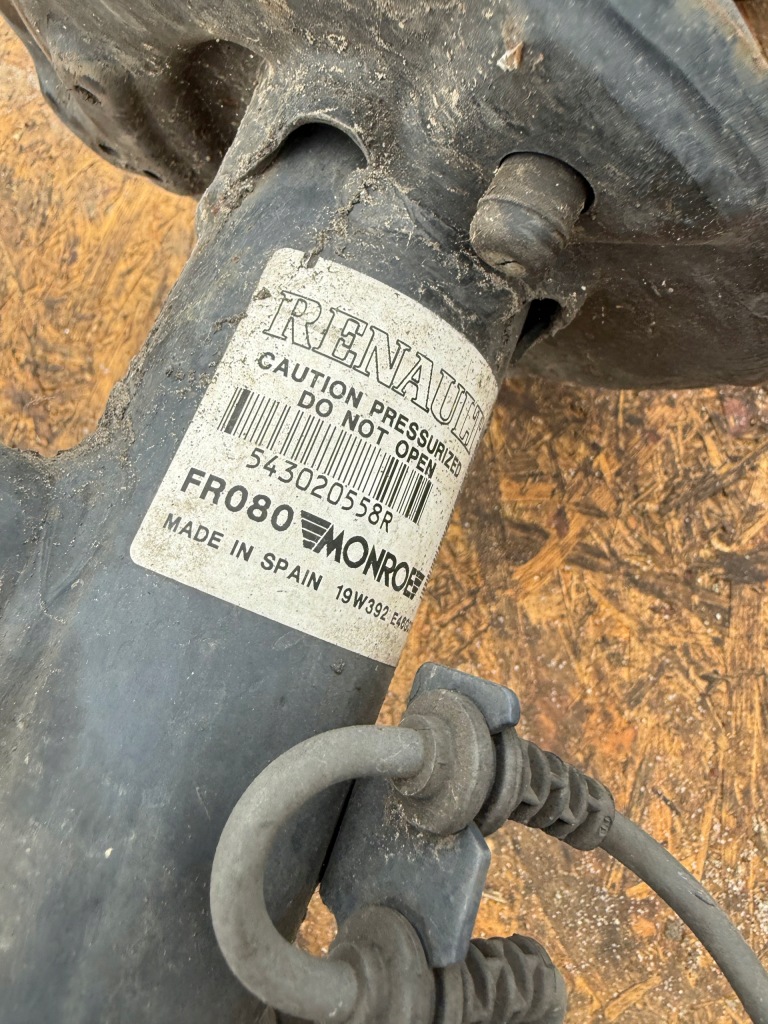 Поворотний кулак амортизатор права renault espace v 2.0 dci 543020558r Оригінал