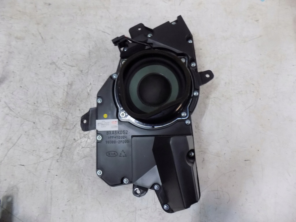 фото №1, Kia sorento ii сабвуфер динамик задняя 96380-2p200