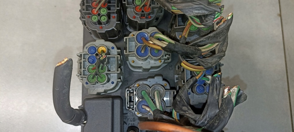 фото №5, Коробка предохранителей jaguar x-type 2.0 d