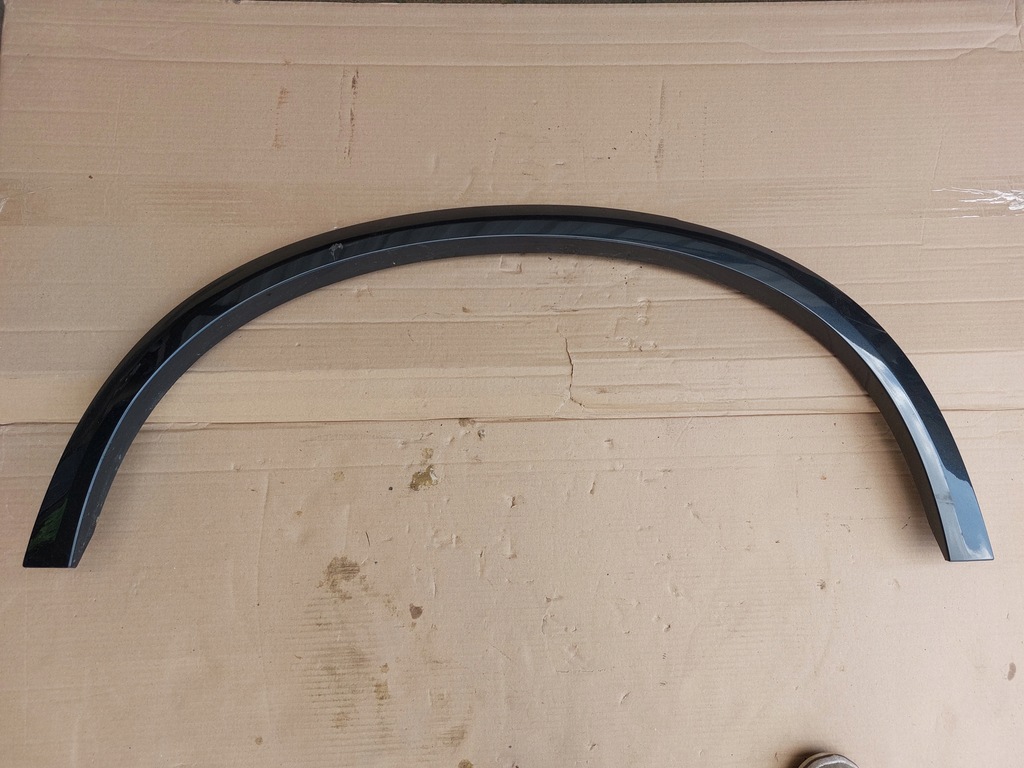 фото №1, Молдинг крила правий задня volvo xc90 ii r-design