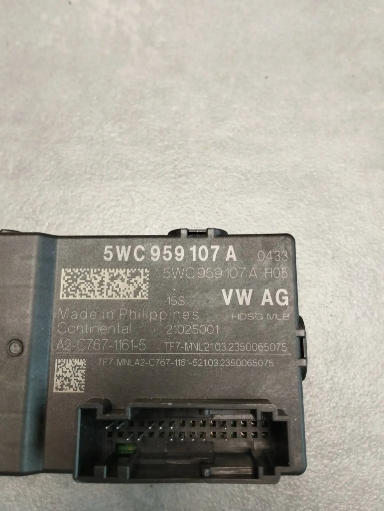 фото №2, Vw arteon r модуль кришки задня 5wc959107a