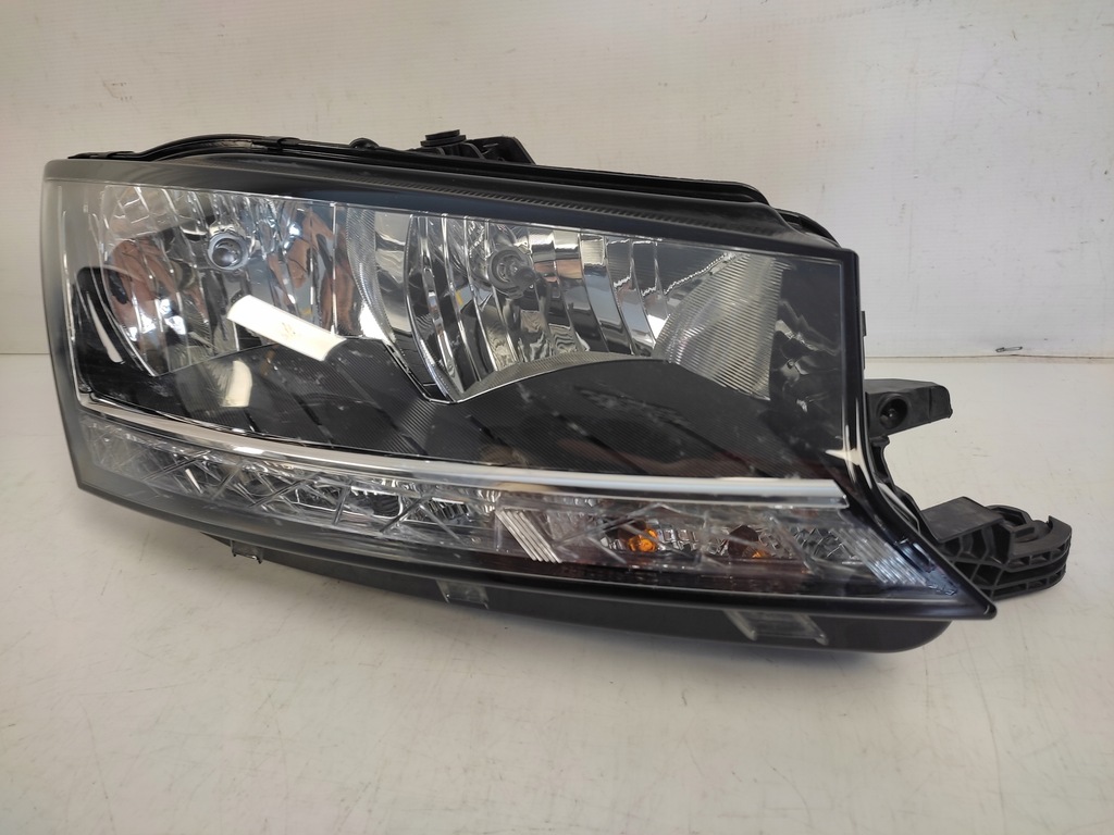 фото №6, Skoda fabia iii lift 6v1 лампа правая перед 2018-