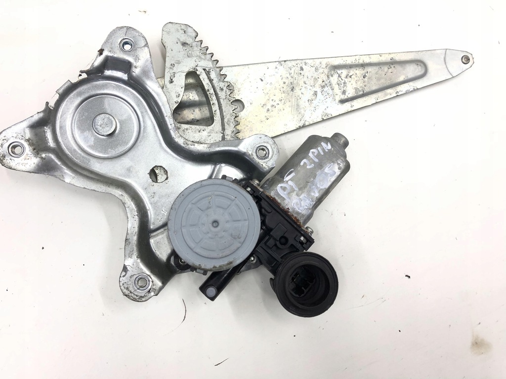 фото №1, Подъемник стекло правый задняя задний toyota rav4 ii