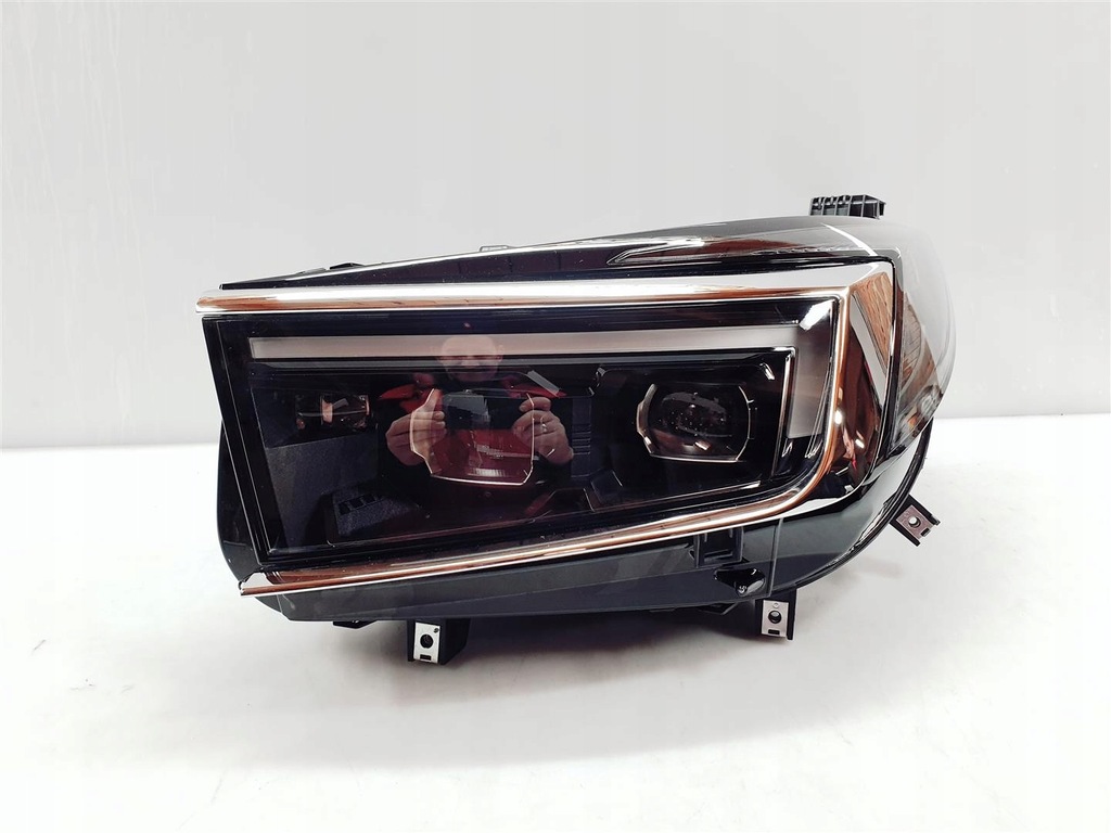 фото №1, Opel grandland x 22r+ левая лампа full led ory eu !