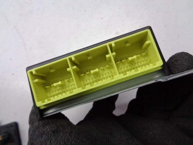 фото №3, Модуль датчик подушка безопасности renault austral 1.3 mild hybrid 2023 rok