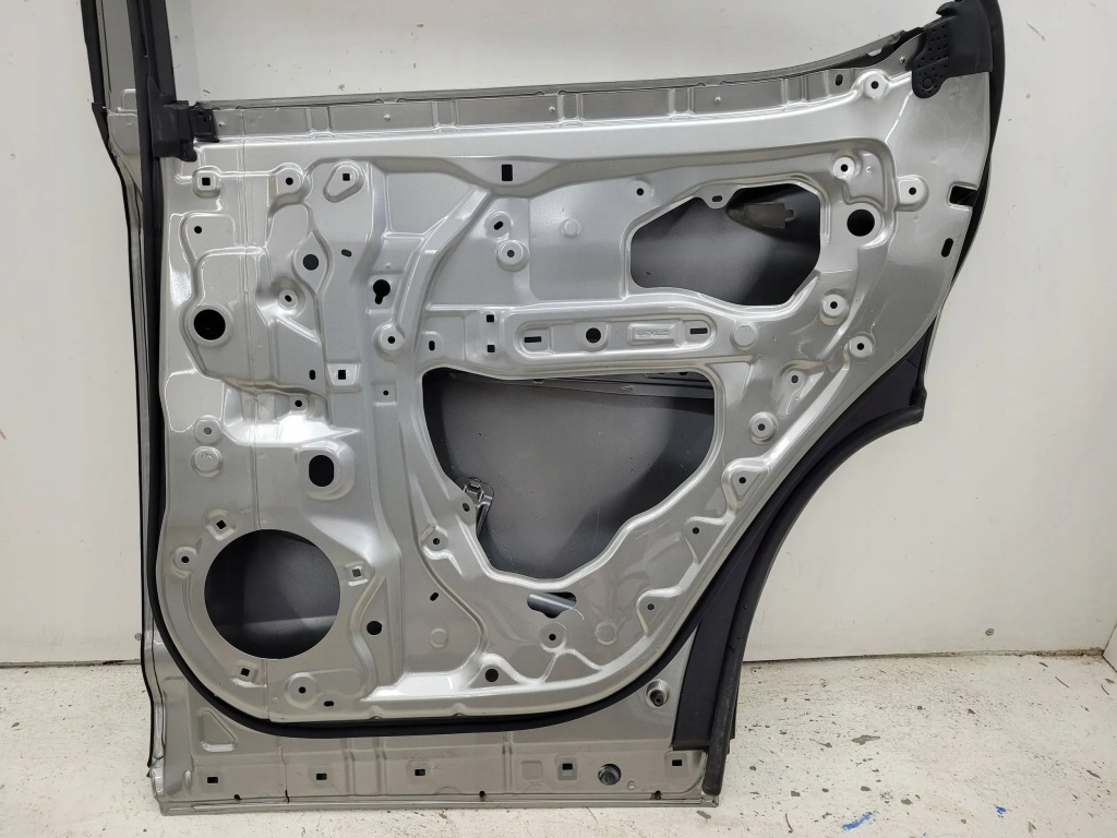 Lexus rx iv 4 15+ дверь задняя задняя правое  fv Недорого