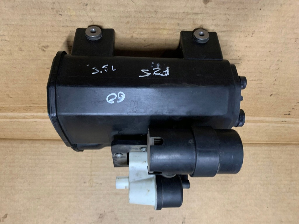 Купить 2012 bmw x3 f25 фильтр угольный par топлива 7216548