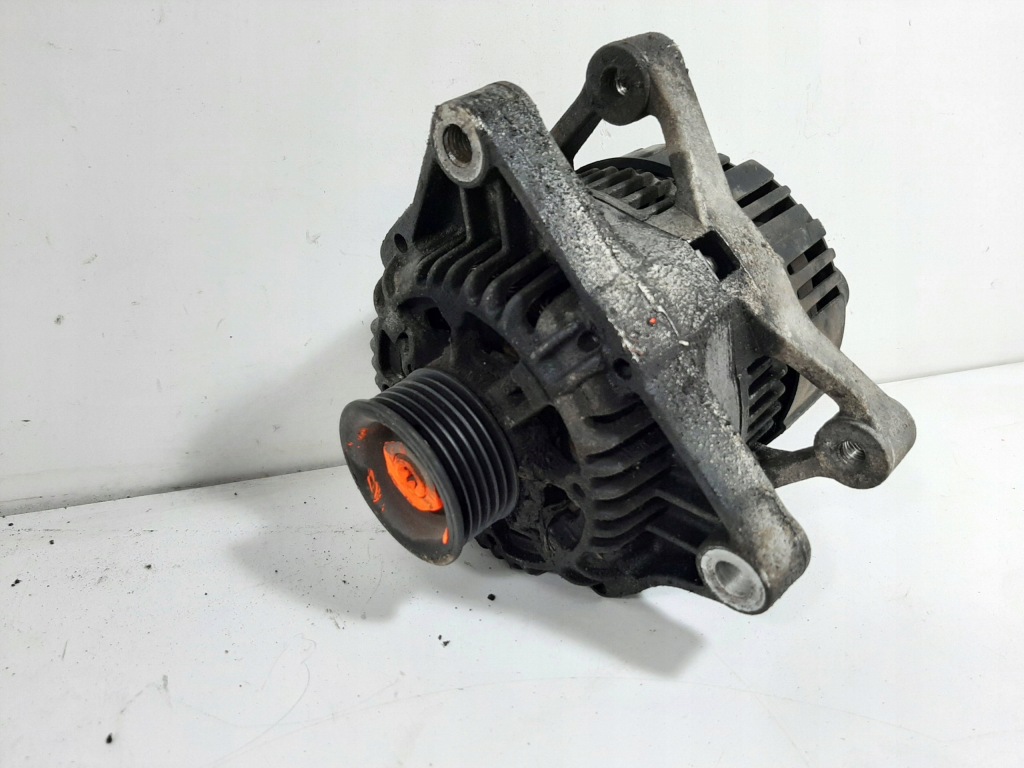 Peugeot 206 1.4 8v 01r генератор valeo 9638275580 Цена