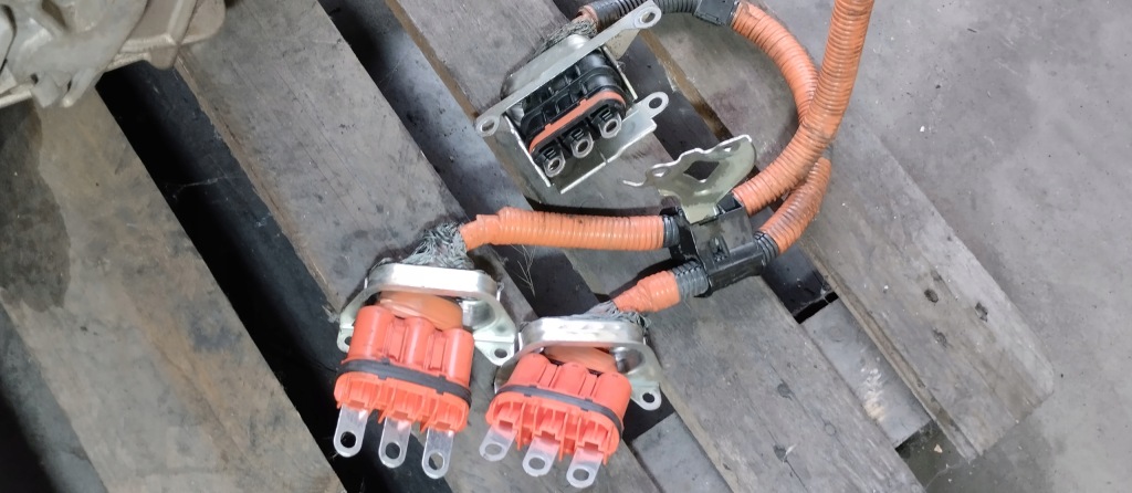 Купити Коробка передач birgów автоматична lexus ct200h ct 200h 1,8 гібрид p8350311