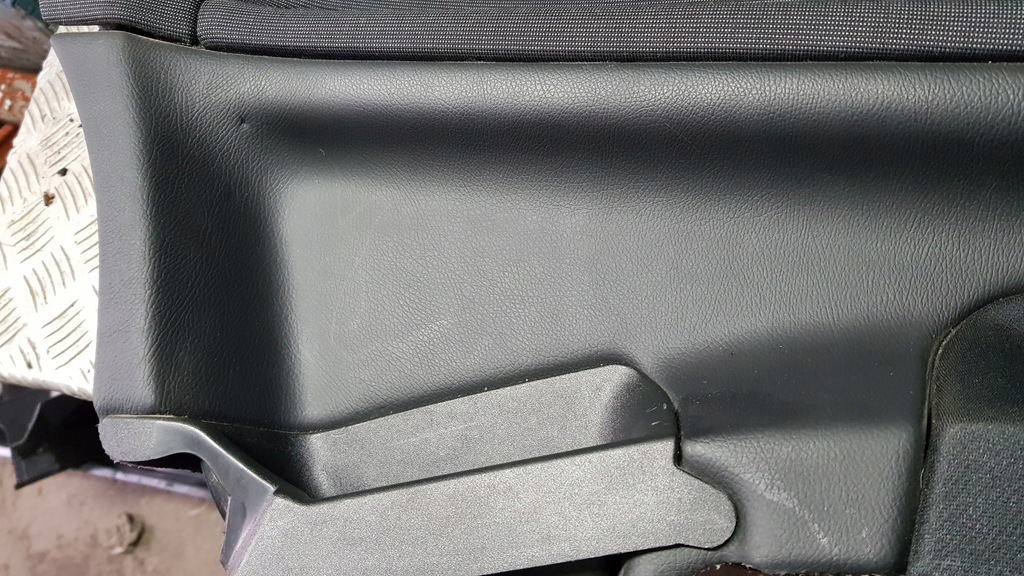 фото №16, Mercedes w203 coupe обивка левый задняя обшивка lift