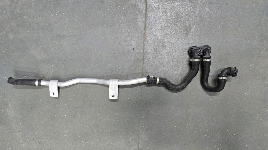 фото №1, Патрубок труба шланг води bmw x3 g01 x4 g02 8597285