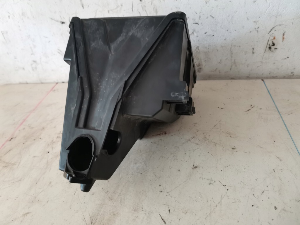 фото №1, Коробка корпус запобіжників renault laguna iii 240110510r