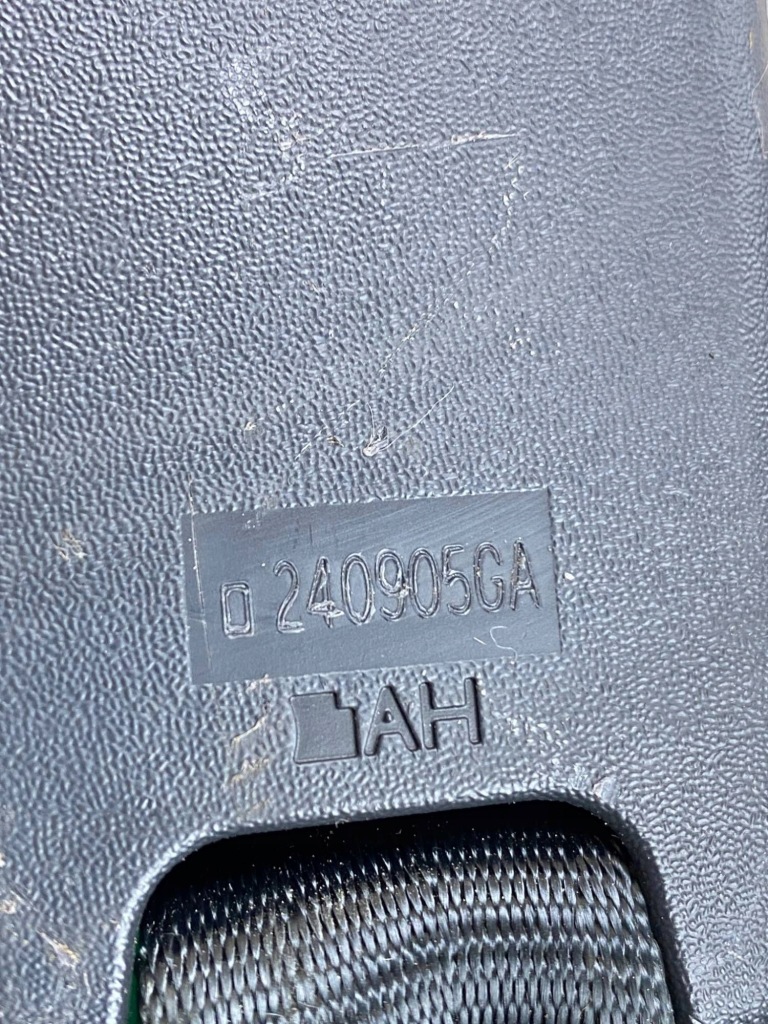 фото №9, Lexus rx v пряжка заднего поперечина безопасности